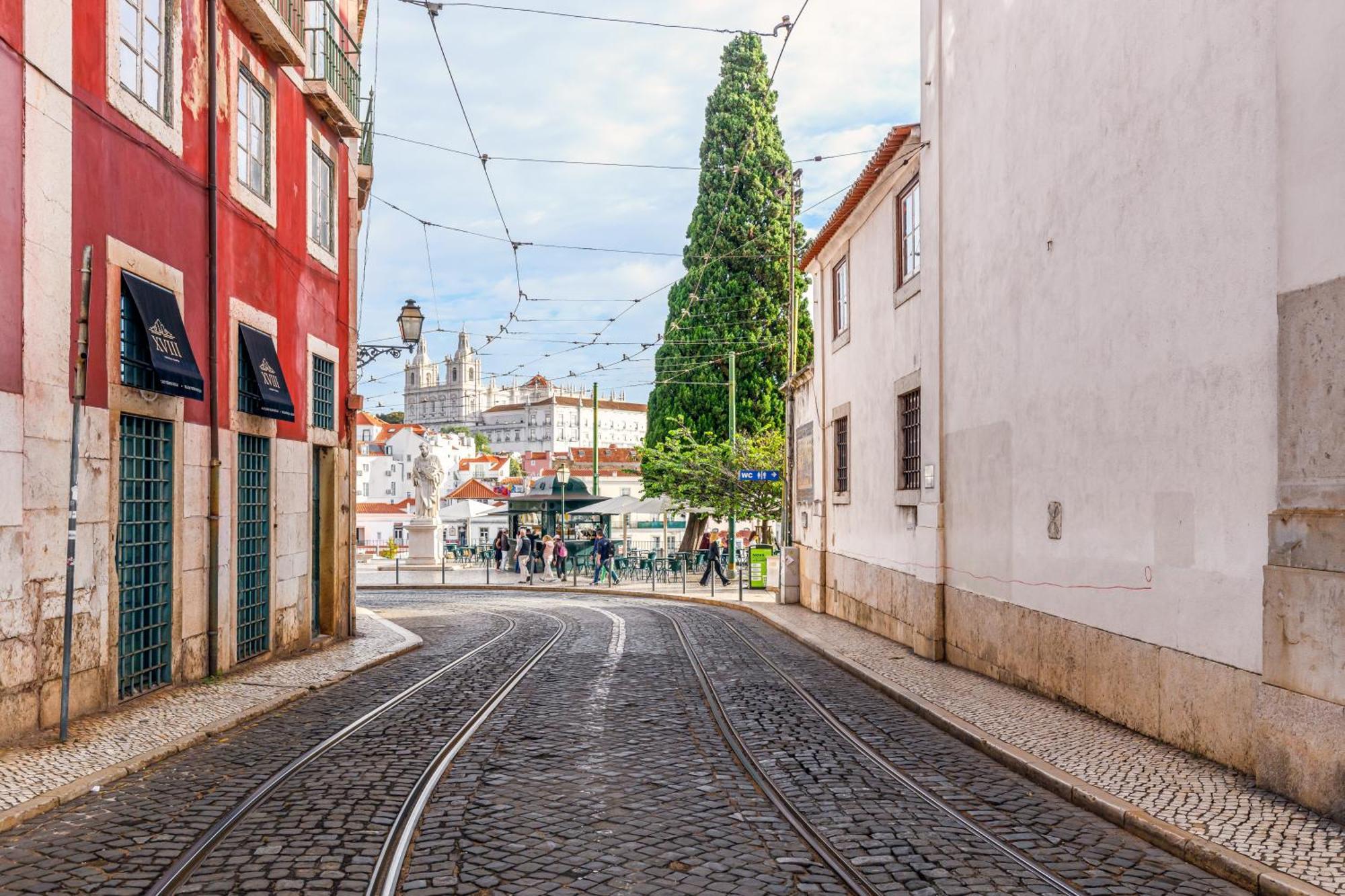 Sublime Apt Medieval Alfama Lisboa Exteriör bild